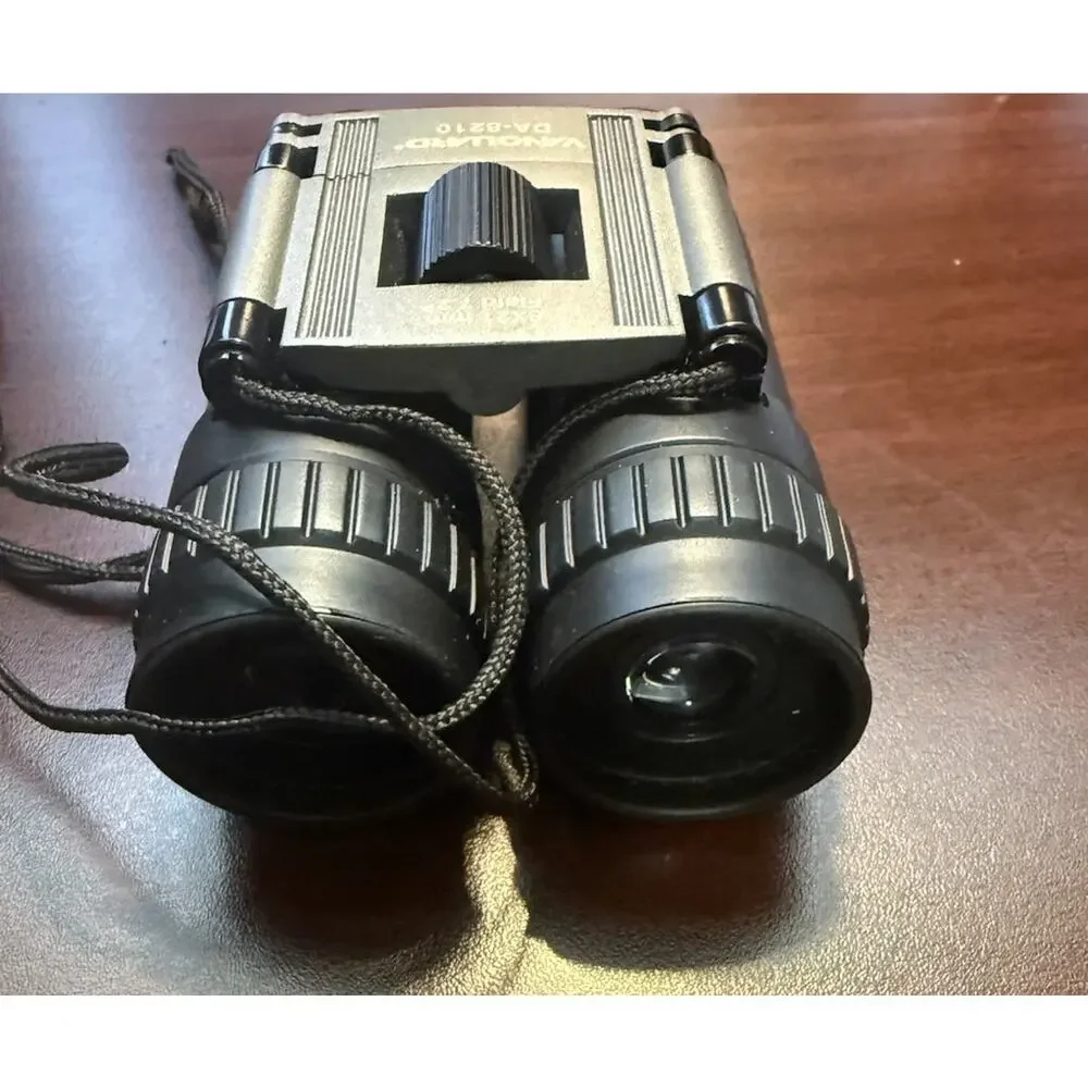 Vanguard DA-8210 Compact Binoculars Waterproof 8x21 Field 7.2° Coated Lens